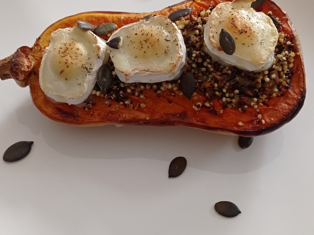 Butternut farcie au quinoa et au chèvre (sans gluten)